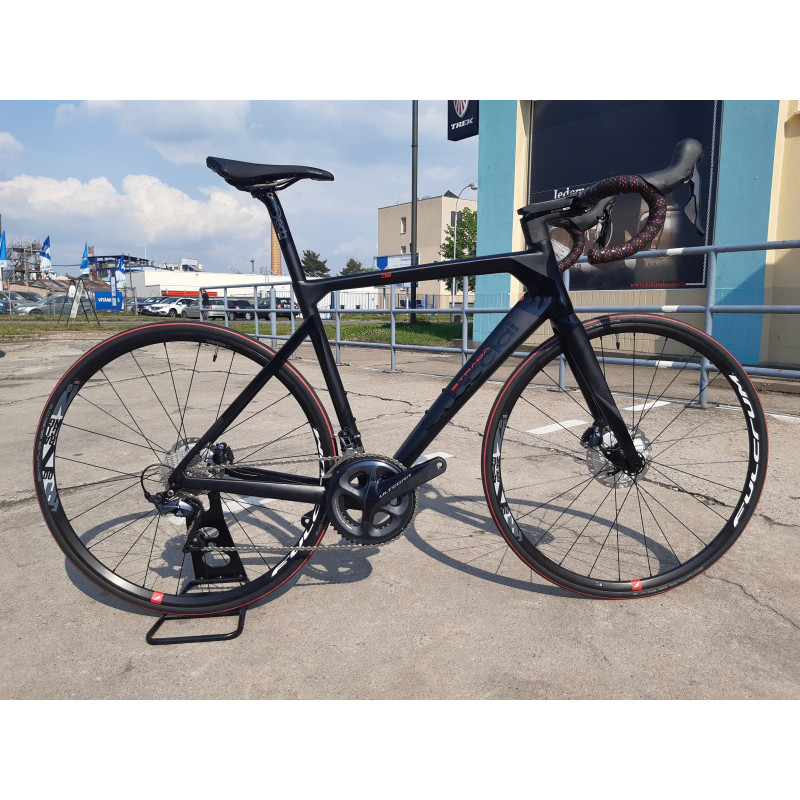 DEDACCIAIstrada Vertigine Ultegra Disc Black - individuální stavba