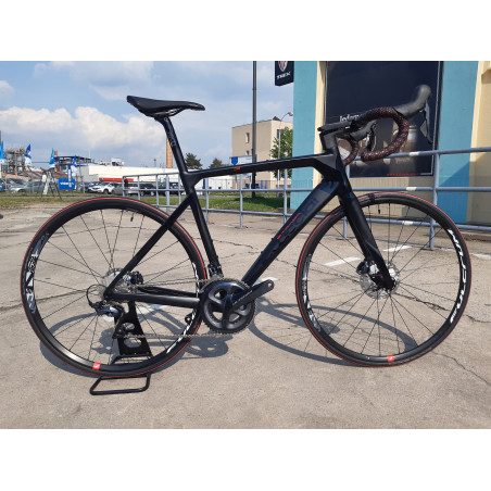 DEDACCIAIstrada Vertigine Ultegra Disc Black - individuální stavba